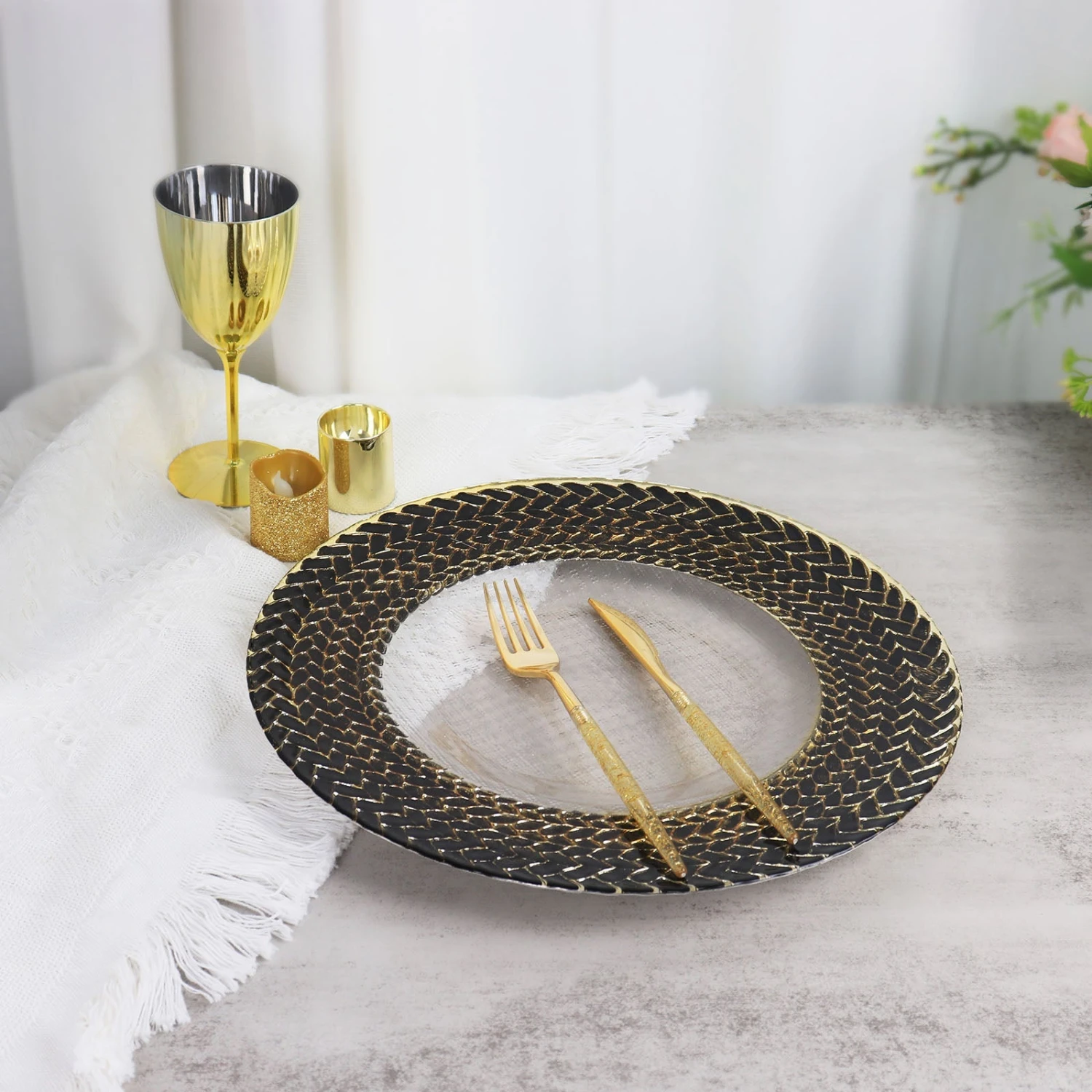 8 Pack Luxurious Braided Rim Glass Charger Plates, Clear Round Charger Plates 13" 9 8 Pack Luxurious Braided Rim Glass Charger Plates, Clear Round Charger Plates 13" - Image 9