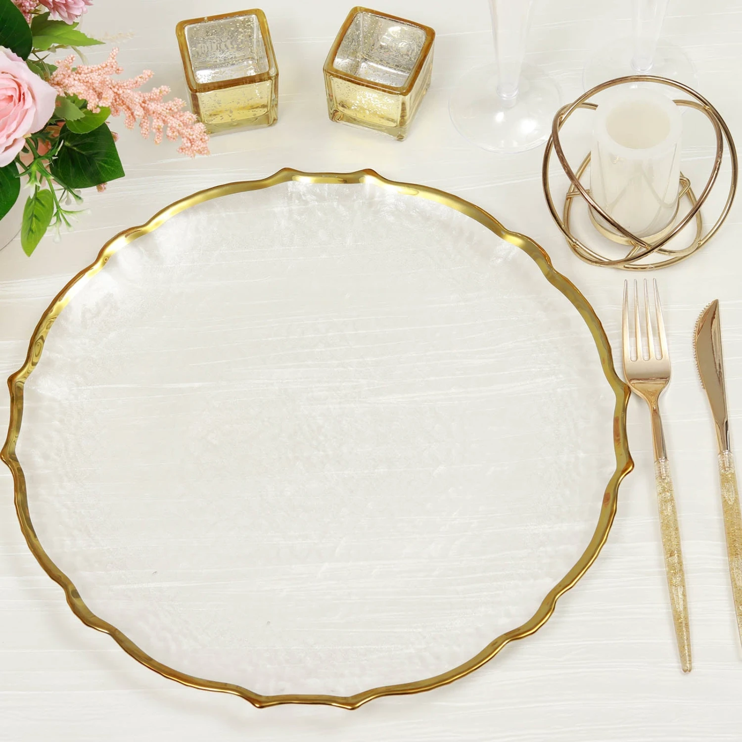 8 Pack Gold Sunflower Scalloped Rim Clear Glass Charger Plates 13" 5 8 Pack Gold Sunflower Scalloped Rim Clear Glass Charger Plates 13" - Image 5