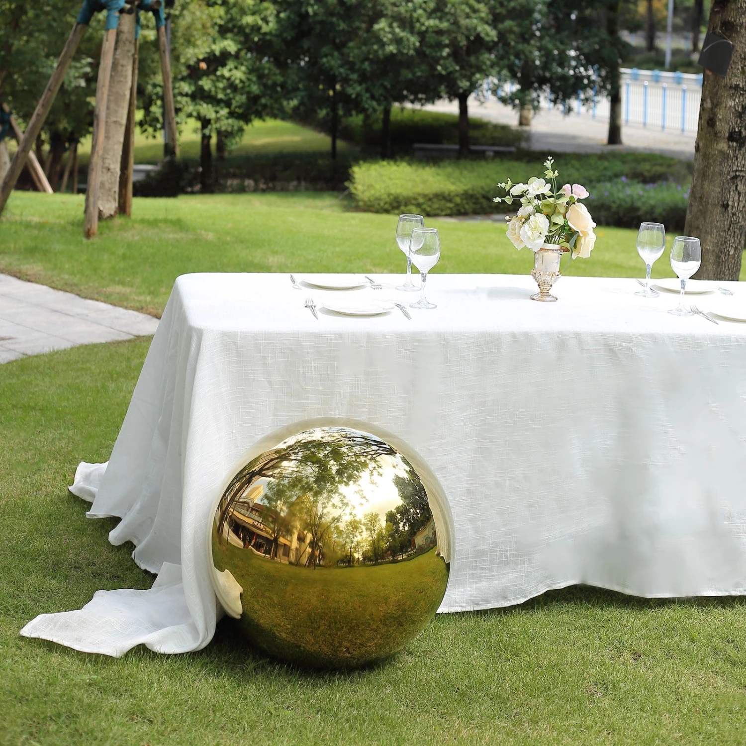 Gold Stainless Steel Gazing Globe Mirror Ball, Reflective Shiny Hollow Garden Spheres 17 Gold Stainless Steel Gazing Globe Mirror Ball, Reflective Shiny Hollow Garden Spheres - Image 17
