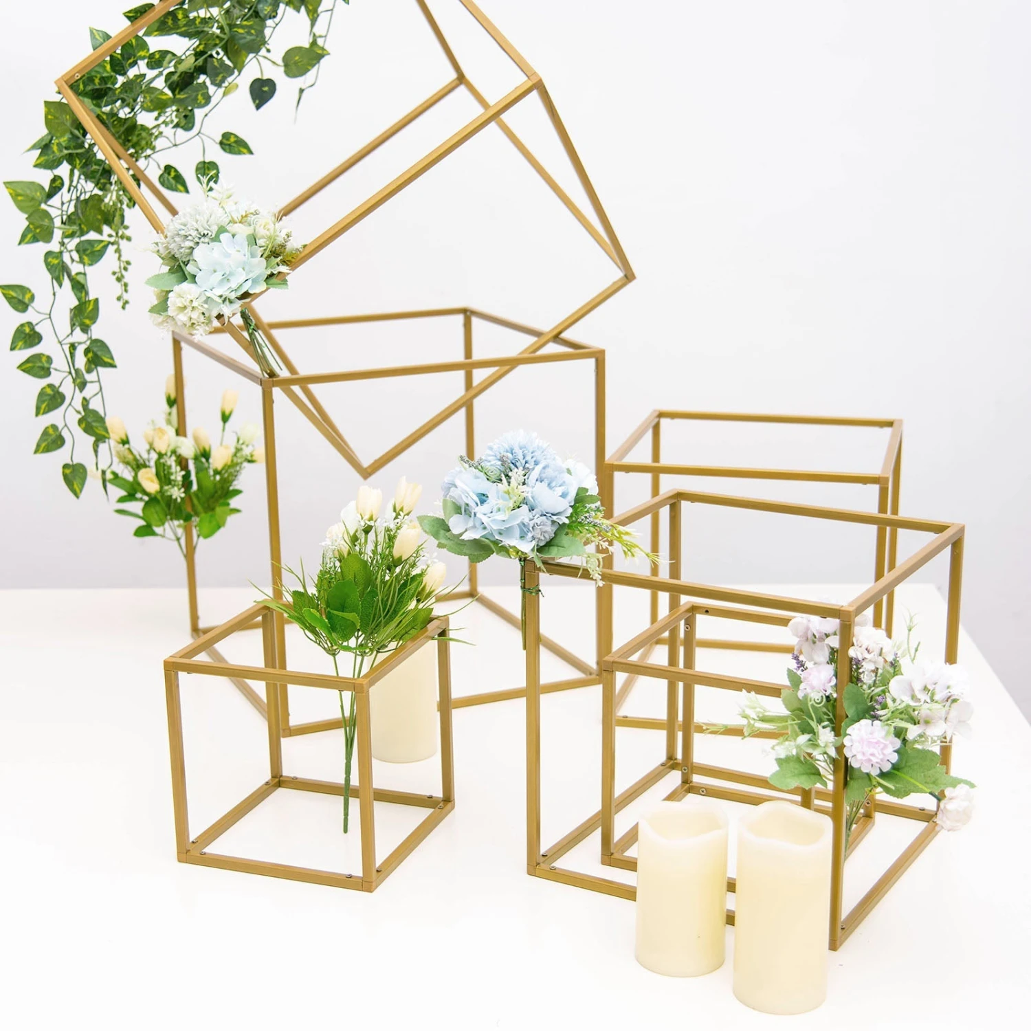2 Pack Square Gold Metal Home Accent Flower Stand, Geometric Centerpiece Vases 1 2 Pack Square Gold Metal Home Accent Flower Stand, Geometric Centerpiece Vases