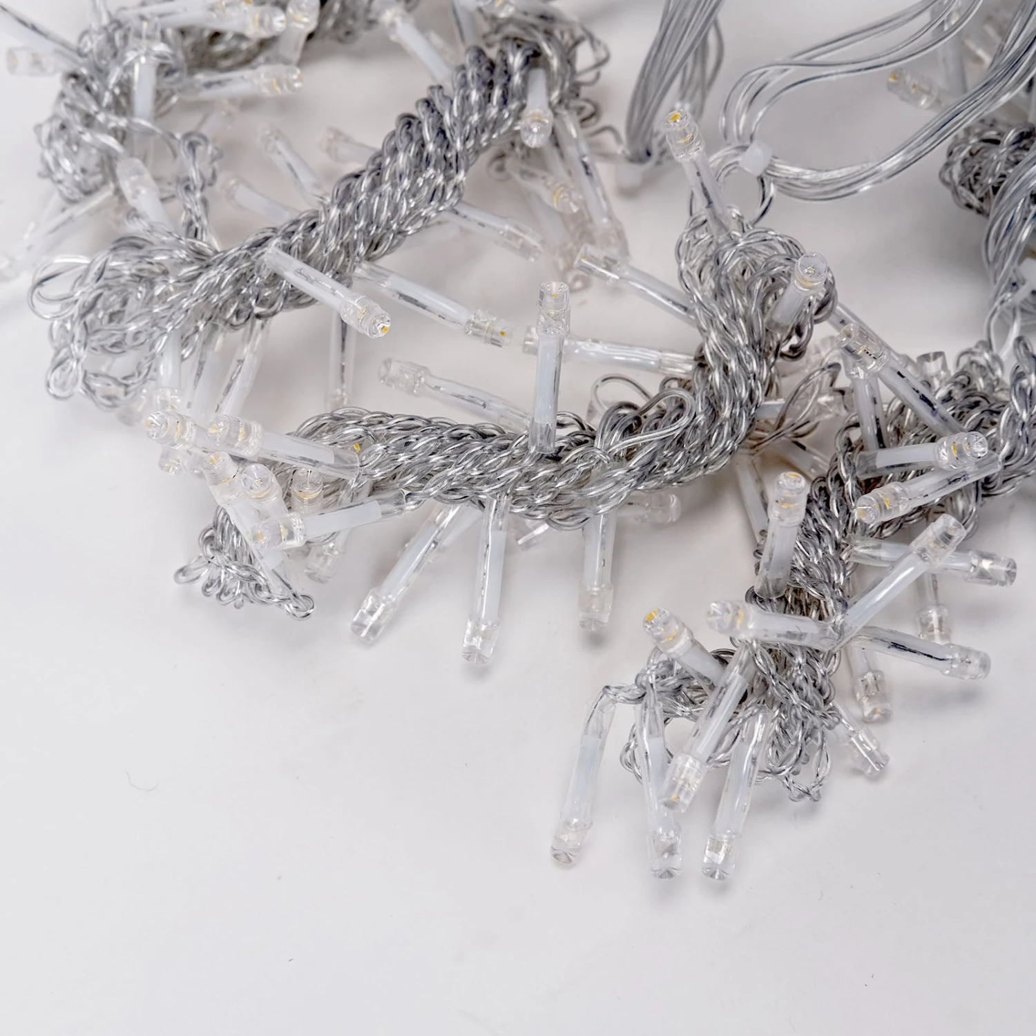 192 LED Icicle Fairy String Light Curtain Backdrop 5ftx8ft Plug In Panel With 8 LED Light Strands 8 192 LED Icicle Fairy String Light Curtain Backdrop 5ftx8ft Plug In Panel With 8 LED Light Strands - Image 8