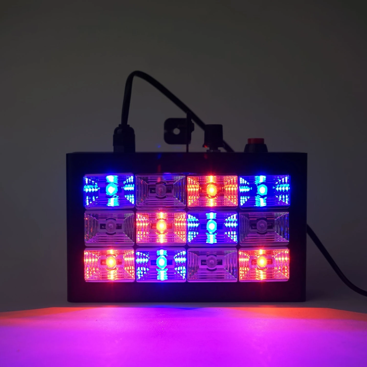 15 Watt - 12 LED Sound Activated DJ Stage Strobe Flash Light With Speed Control 7 15 Watt - 12 LED Sound Activated DJ Stage Strobe Flash Light With Speed Control - Image 7