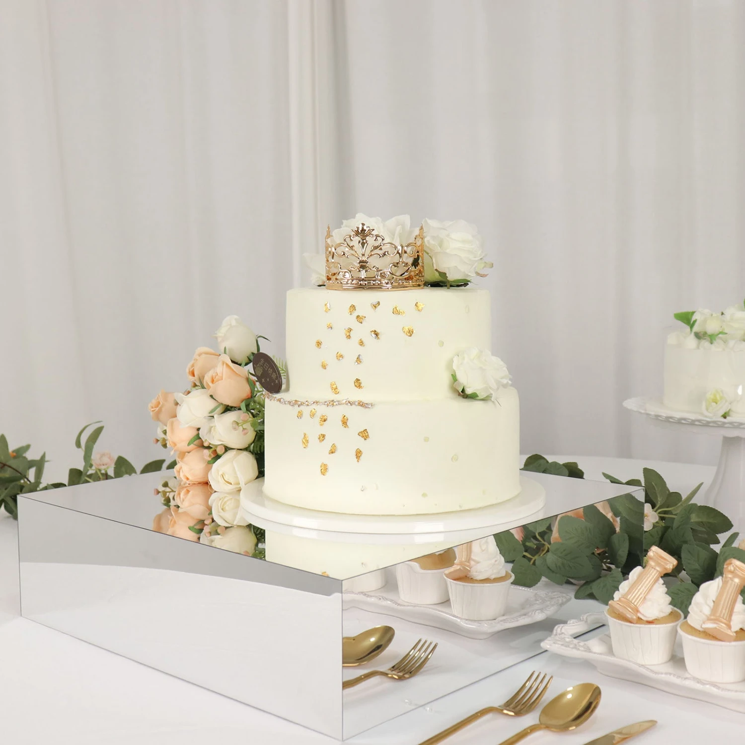 Acrylic Cake Box Stand, Display Box Pedestal Riser With Hollow Bottom 18"x18" 4 Acrylic Cake Box Stand, Display Box Pedestal Riser With Hollow Bottom 18"x18" - Image 4