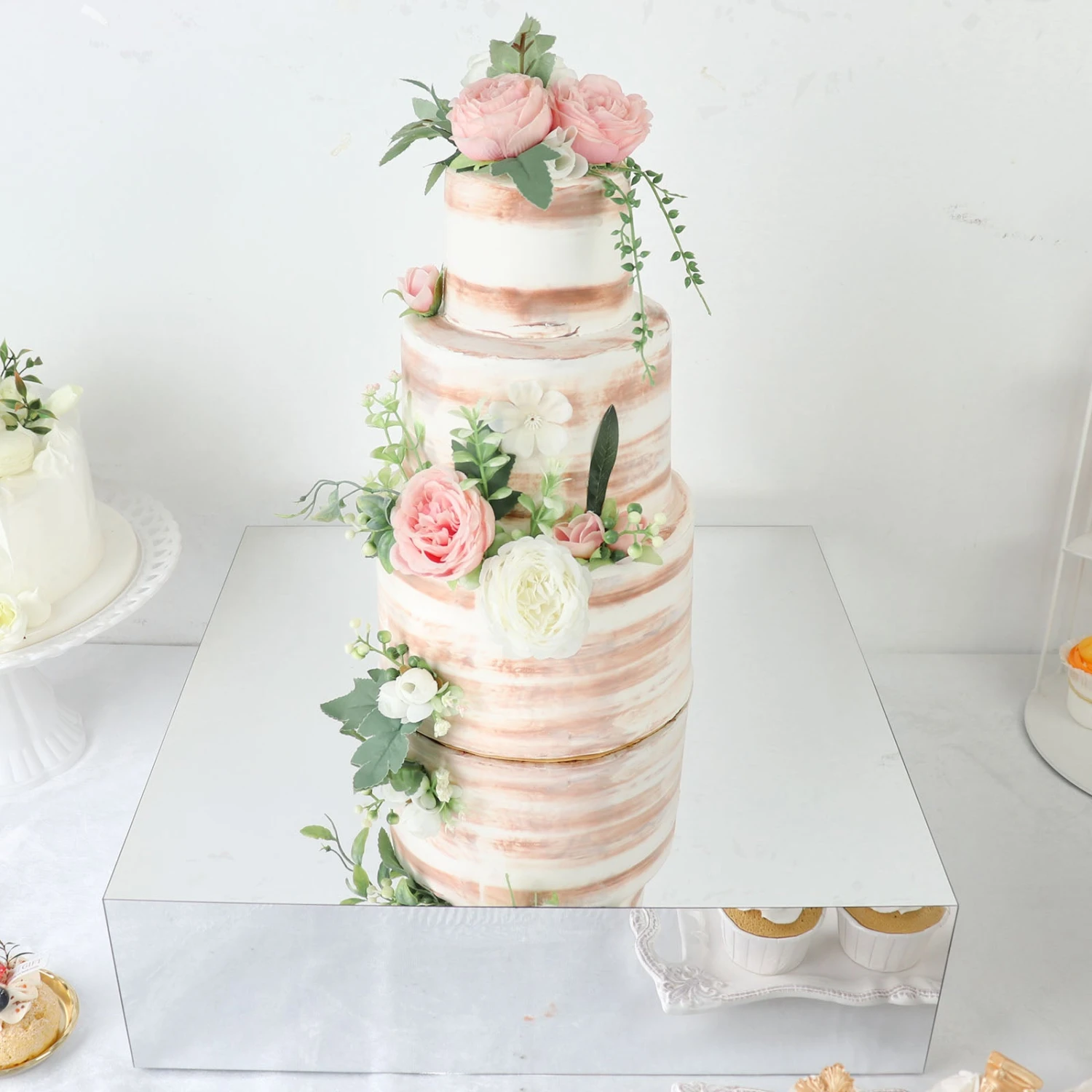 Acrylic Cake Box Stand, Display Box Pedestal Riser With Hollow Bottom 18"x18" 17 Acrylic Cake Box Stand, Display Box Pedestal Riser With Hollow Bottom 18"x18" - Image 17