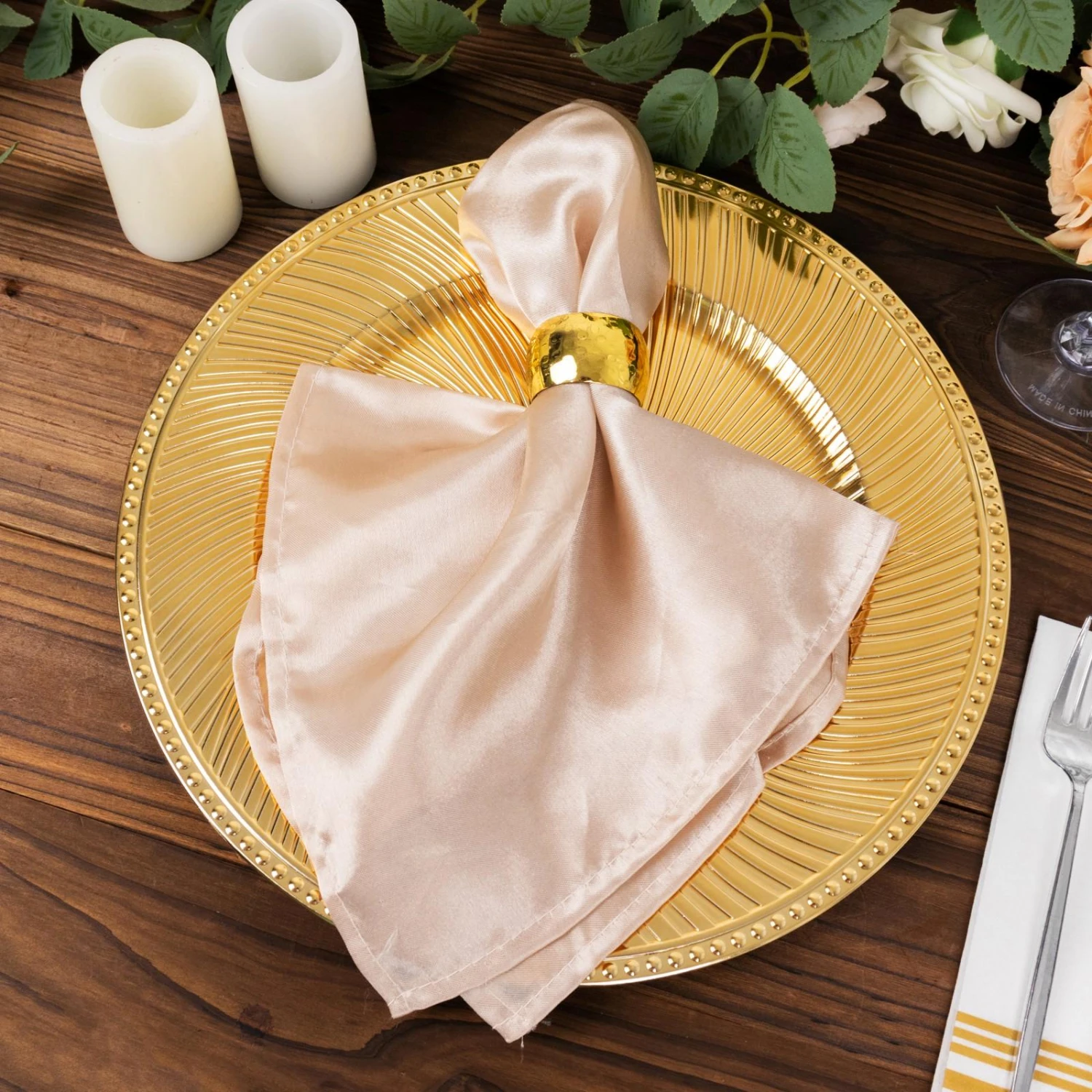 6 Pack Metallic Swirl Pattern Acrylic Charger Plates With Beaded Rim, 13" Round Plastic Decorative Serving Plates 4 6 Pack Metallic Swirl Pattern Acrylic Charger Plates With Beaded Rim, 13" Round Plastic Decorative Serving Plates - Image 4