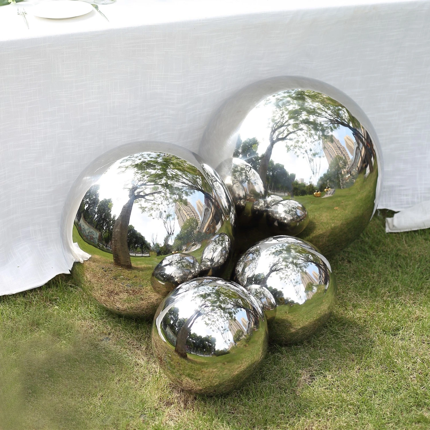 Silver Stainless Steel Gazing Globe Mirror Ball, Reflective Shiny Hollow Garden Spheres 5 Silver Stainless Steel Gazing Globe Mirror Ball, Reflective Shiny Hollow Garden Spheres - Image 5