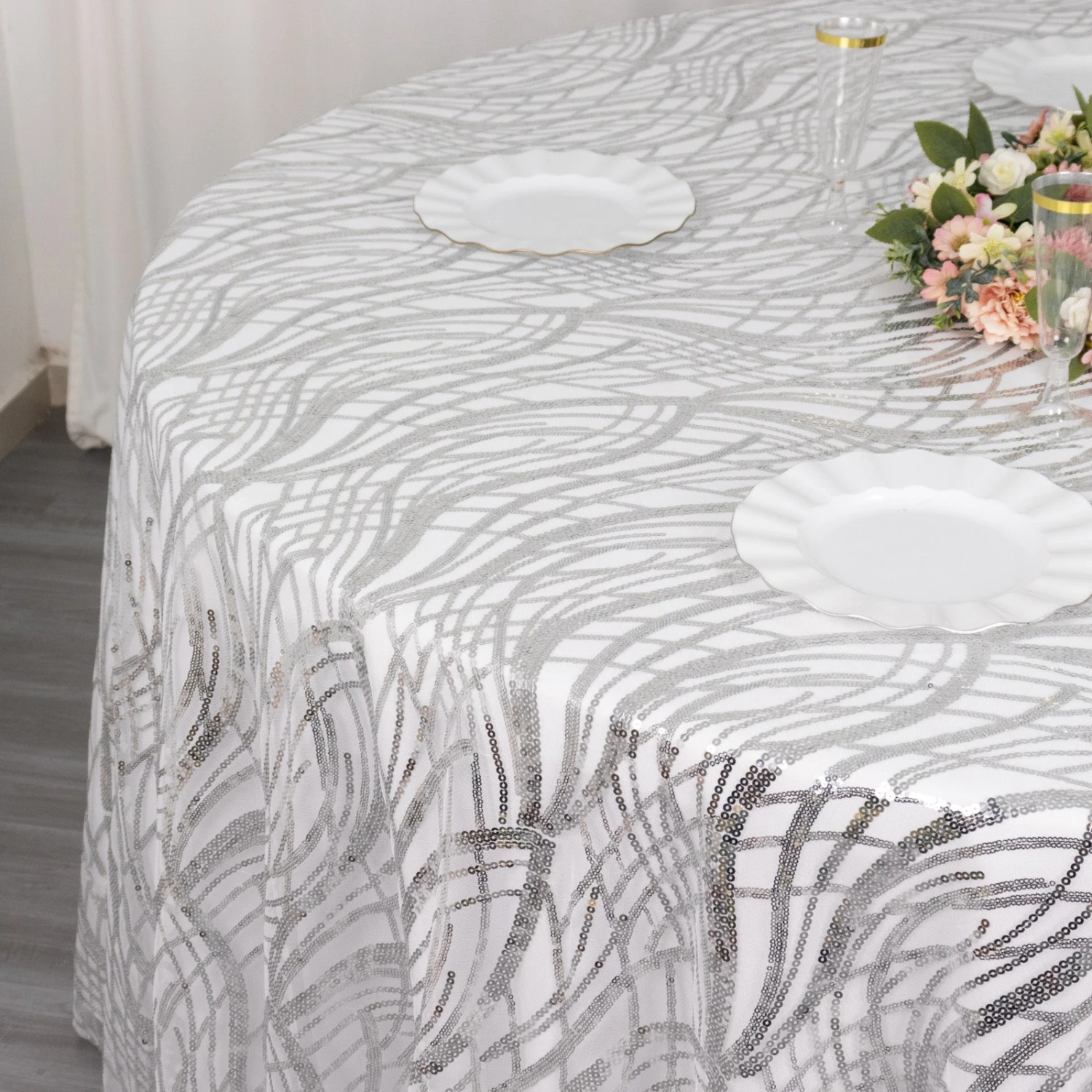 Wave Mesh Round Tablecloth With Embroidered Sequins 120" 19 Wave Mesh Round Tablecloth With Embroidered Sequins 120" - Image 19