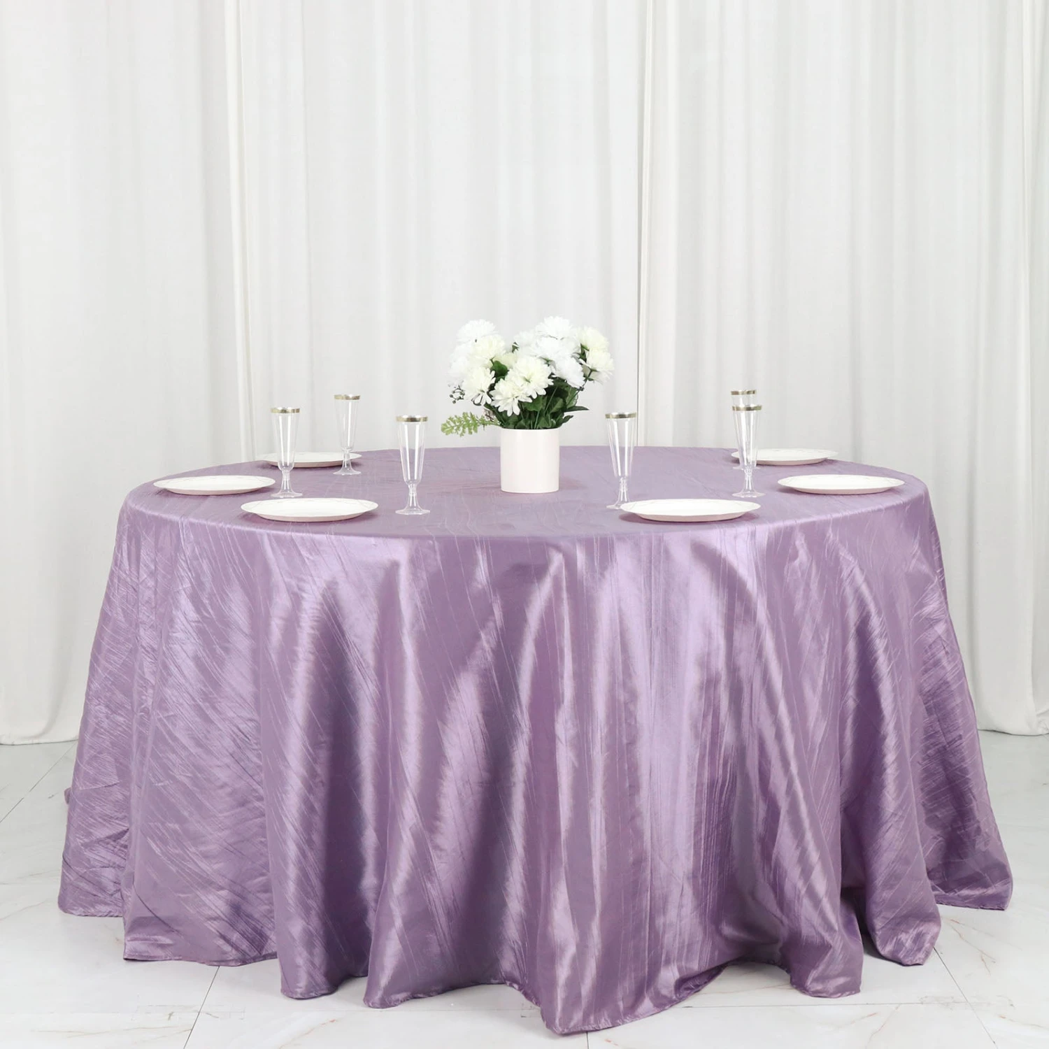 132" Accordion Crinkle Taffeta Seamless Round Tablecloth 1 132" Accordion Crinkle Taffeta Seamless Round Tablecloth