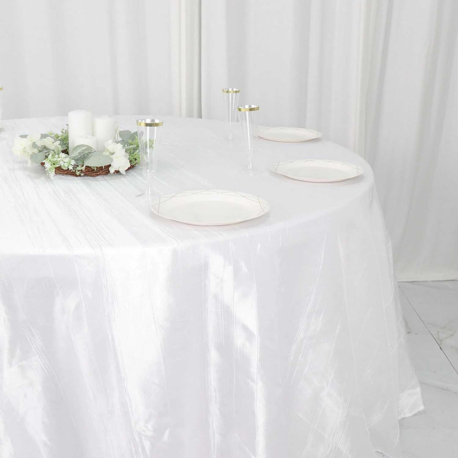 132" Accordion Crinkle Taffeta Seamless Round Tablecloth 9 132" Accordion Crinkle Taffeta Seamless Round Tablecloth - Image 9
