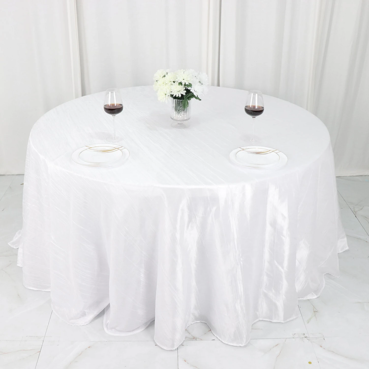 132" Accordion Crinkle Taffeta Seamless Round Tablecloth 8 132" Accordion Crinkle Taffeta Seamless Round Tablecloth - Image 8