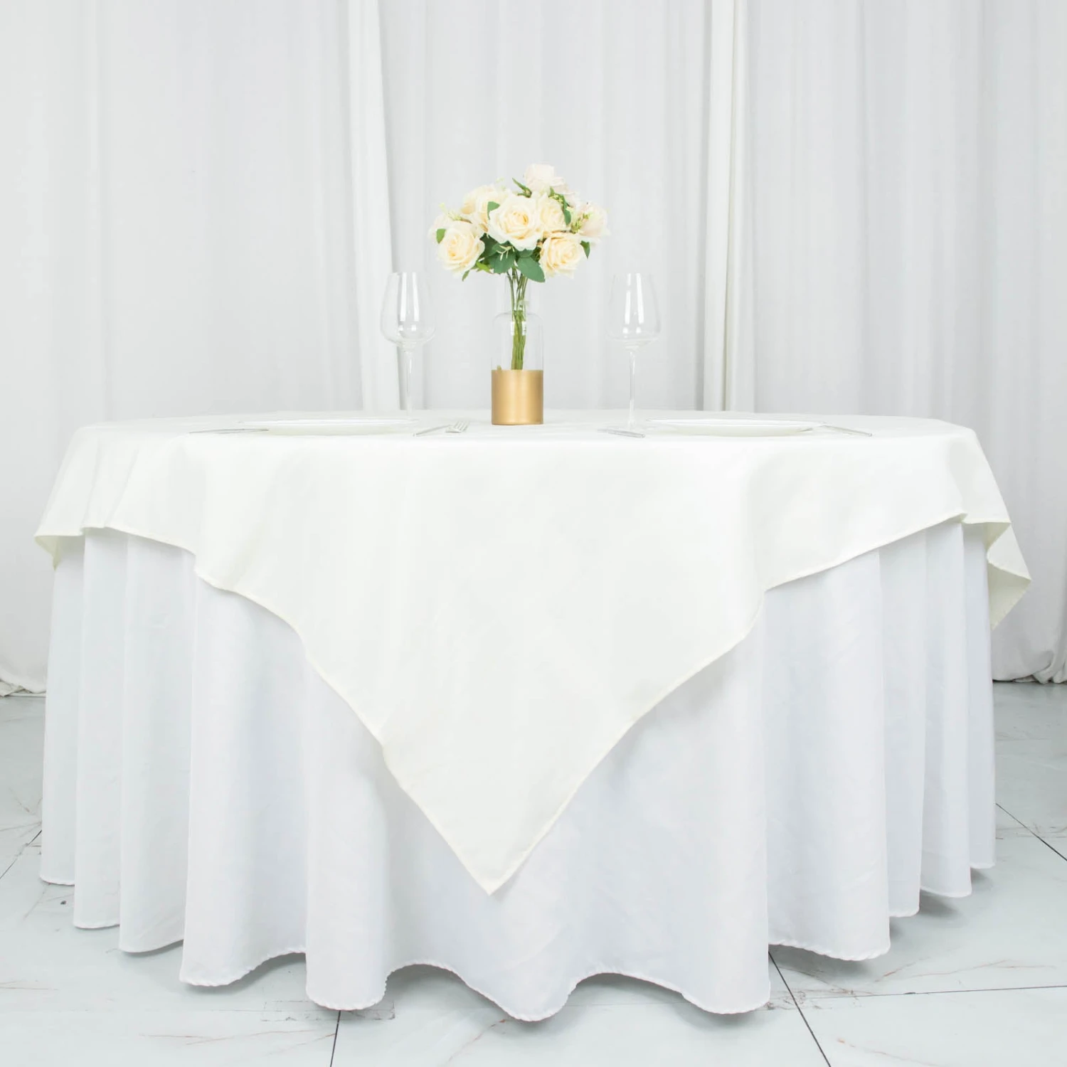 70"x70" Premium Seamless Polyester Square Tablecloth - 200GSM 4 70"x70" Premium Seamless Polyester Square Tablecloth - 200GSM - Image 4
