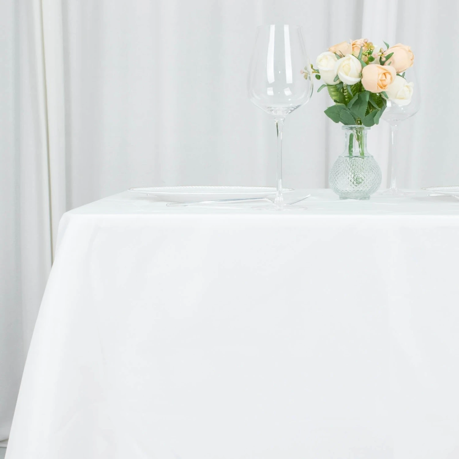 70"x70" Premium Seamless Polyester Square Tablecloth - 200GSM 9 70"x70" Premium Seamless Polyester Square Tablecloth - 200GSM - Image 9
