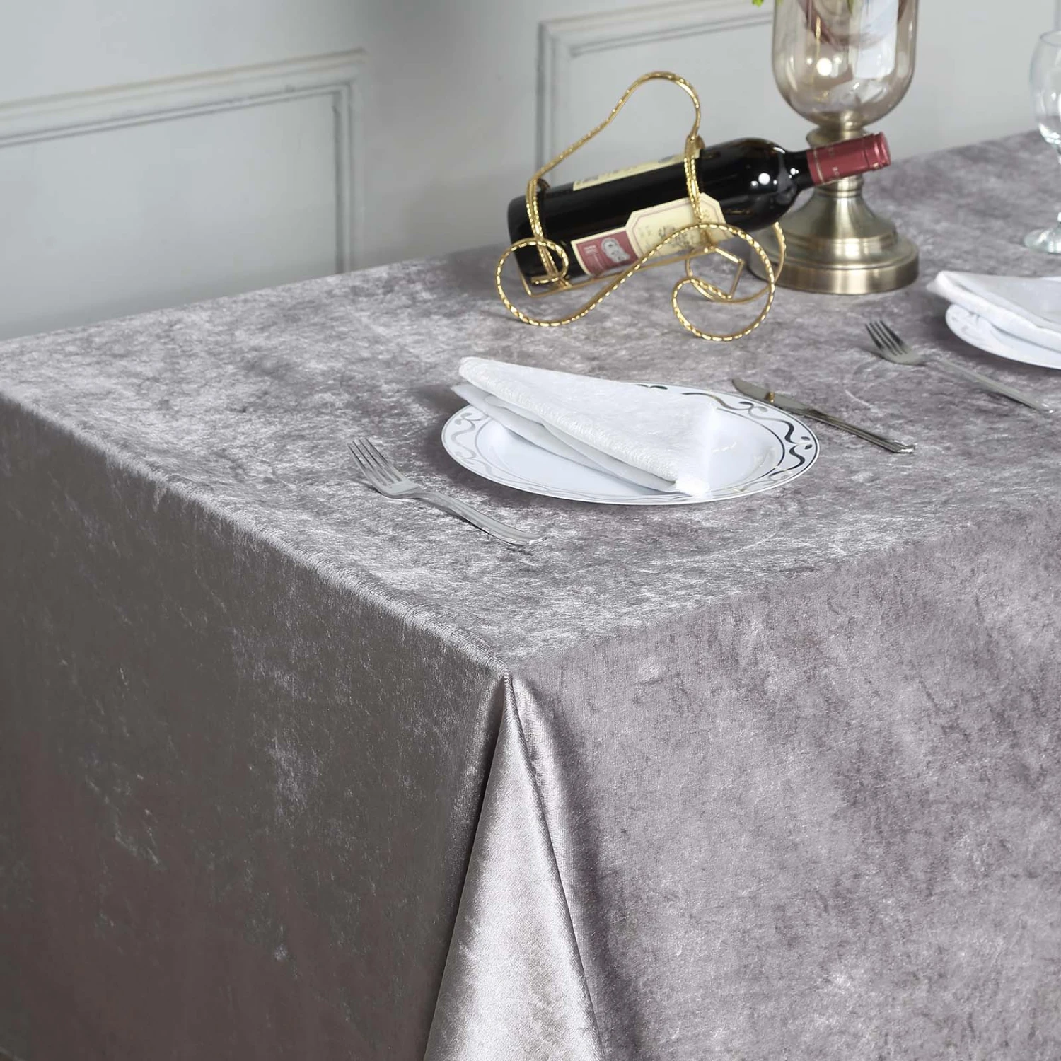 90" X 132" | Premium Velvet Rectangle Tablecloth, Reusable Linen 4 90" X 132" | Premium Velvet Rectangle Tablecloth, Reusable Linen - Image 4
