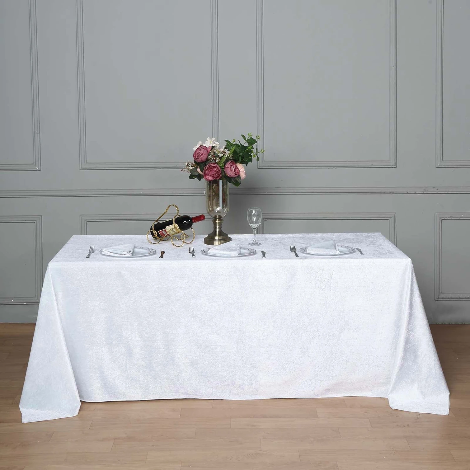 90" X 132" | Premium Velvet Rectangle Tablecloth, Reusable Linen 5 90" X 132" | Premium Velvet Rectangle Tablecloth, Reusable Linen - Image 5