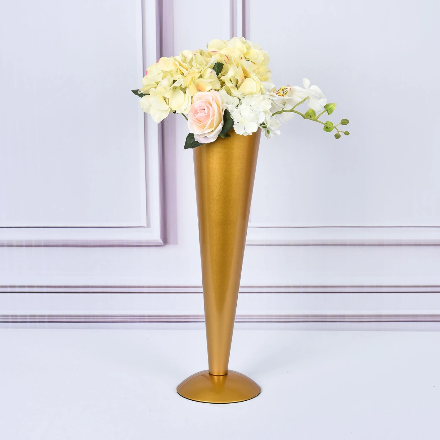 Tall Brushed Gold Metal Trumpet Flower Vase Table Centerpiece 10 Tall Brushed Gold Metal Trumpet Flower Vase Table Centerpiece - Image 10