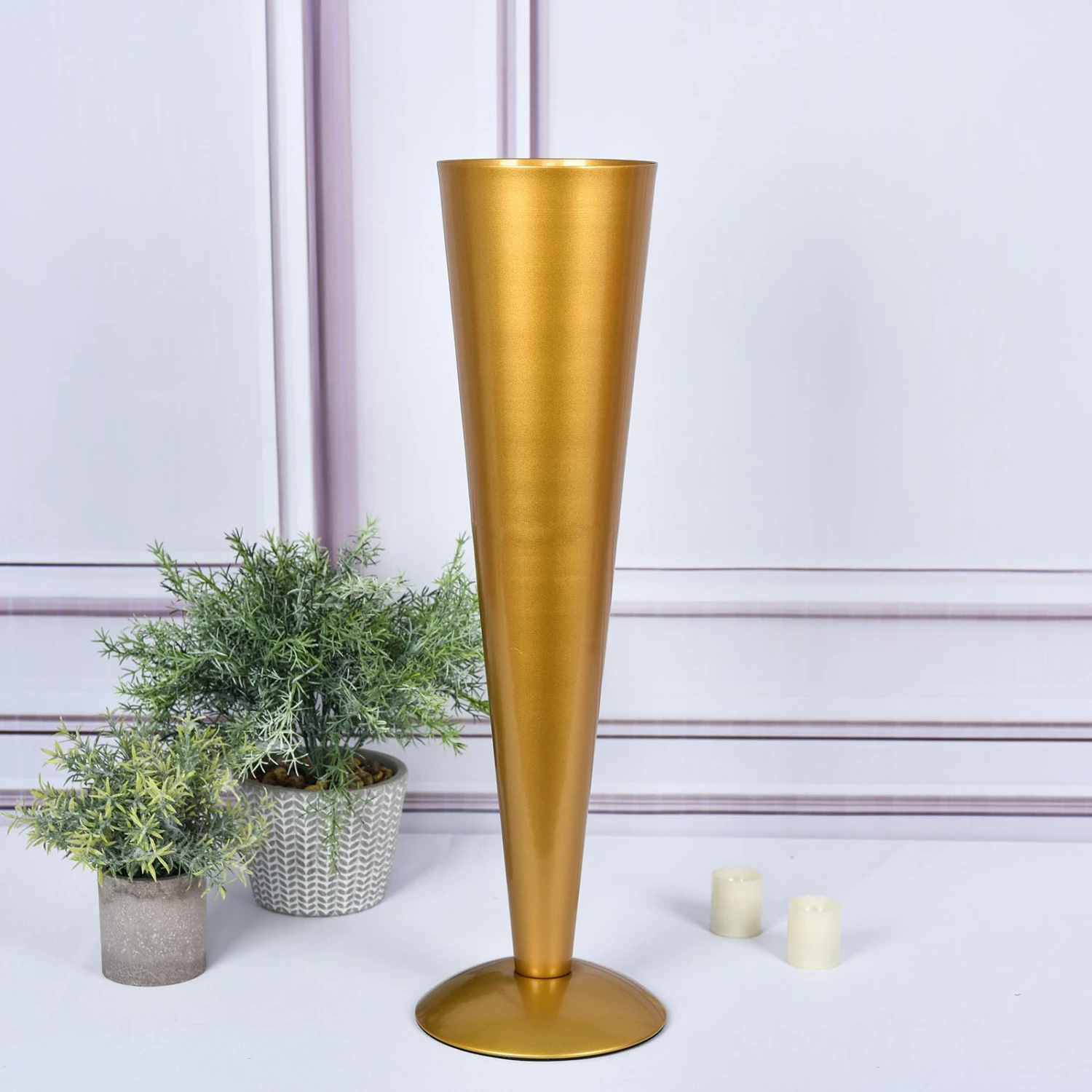 Tall Brushed Gold Metal Trumpet Flower Vase Table Centerpiece 17 Tall Brushed Gold Metal Trumpet Flower Vase Table Centerpiece - Image 17
