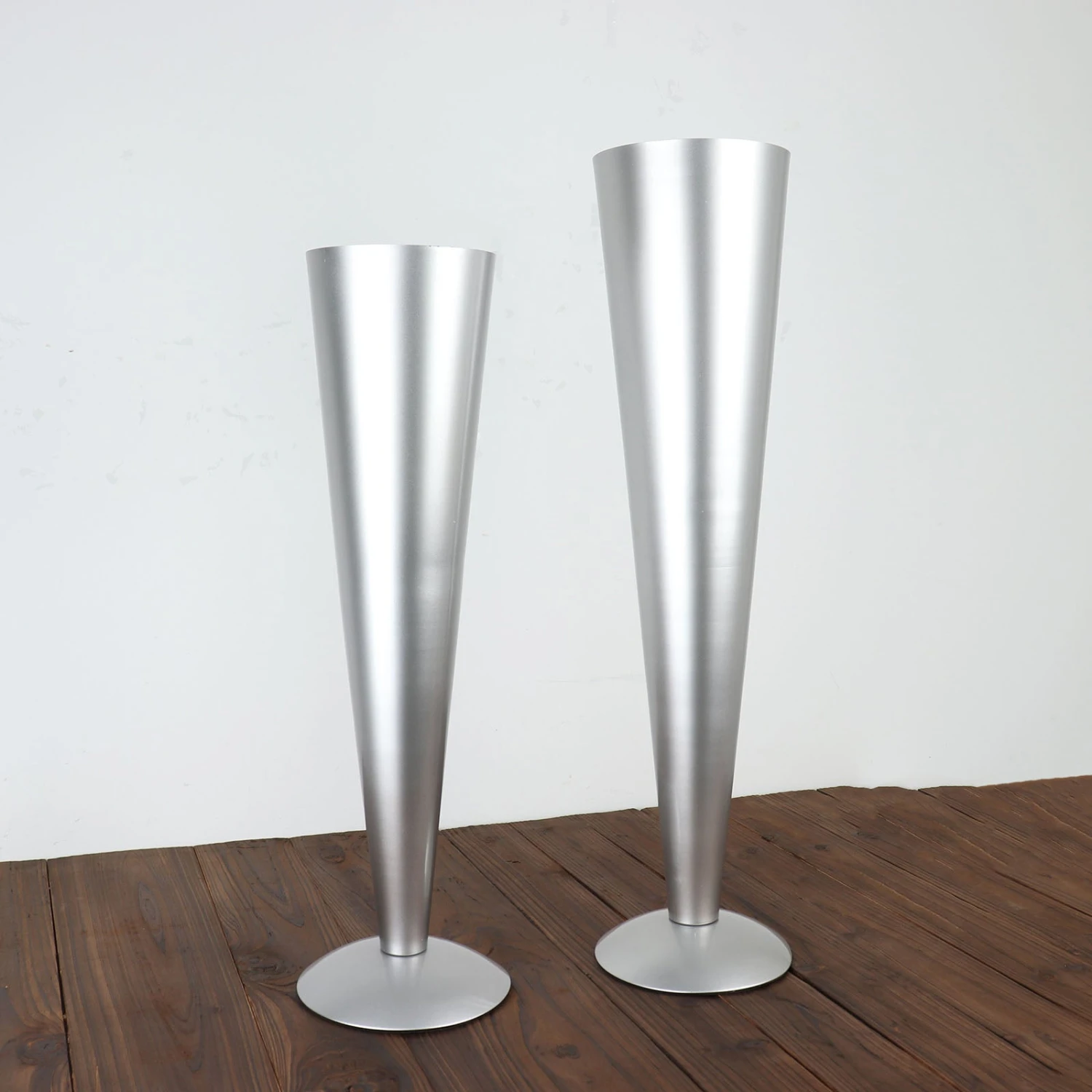 Tall Brushed Silver Metal Trumpet Flower Vase Centerpiece 1 Tall Brushed Silver Metal Trumpet Flower Vase Centerpiece