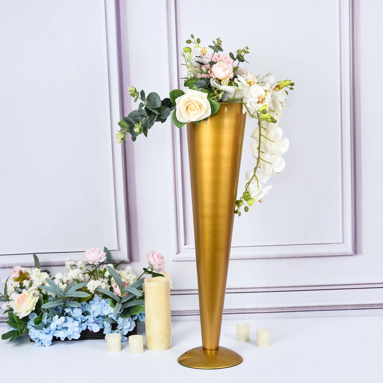 Tall Brushed Gold Metal Trumpet Flower Vase Table Centerpiece 20 Tall Brushed Gold Metal Trumpet Flower Vase Table Centerpiece - Image 20