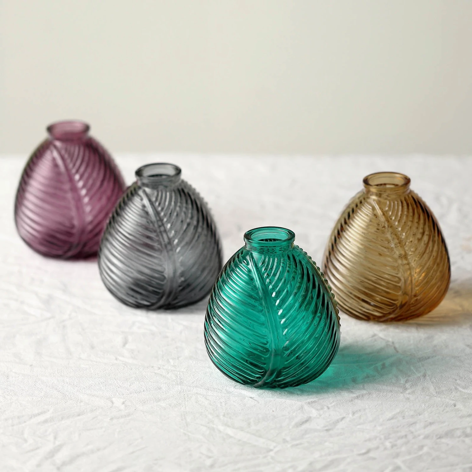 4 Pack Embossed Glass Bud Vases, Round Embossed Leaf Flower Vases 5" 9 4 Pack Embossed Glass Bud Vases, Round Embossed Leaf Flower Vases 5" - Image 9